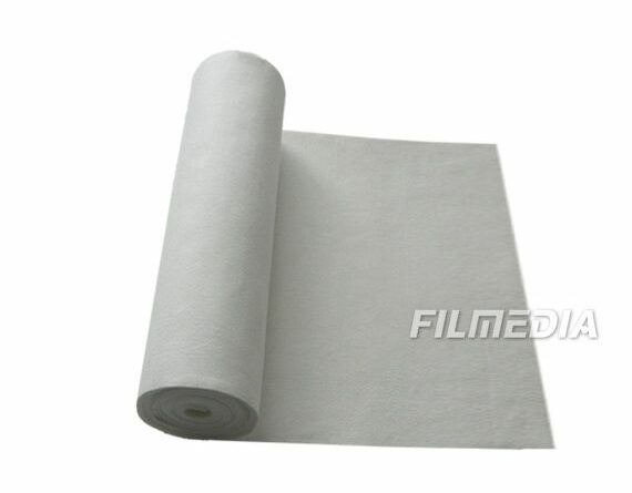 Water and oil repellent filter material